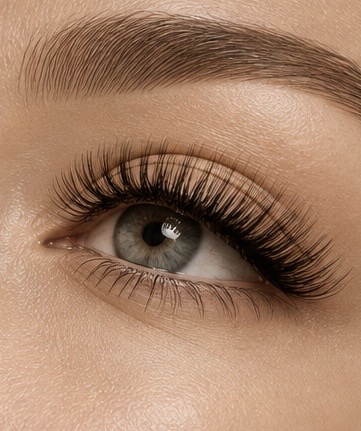 Lash lifting